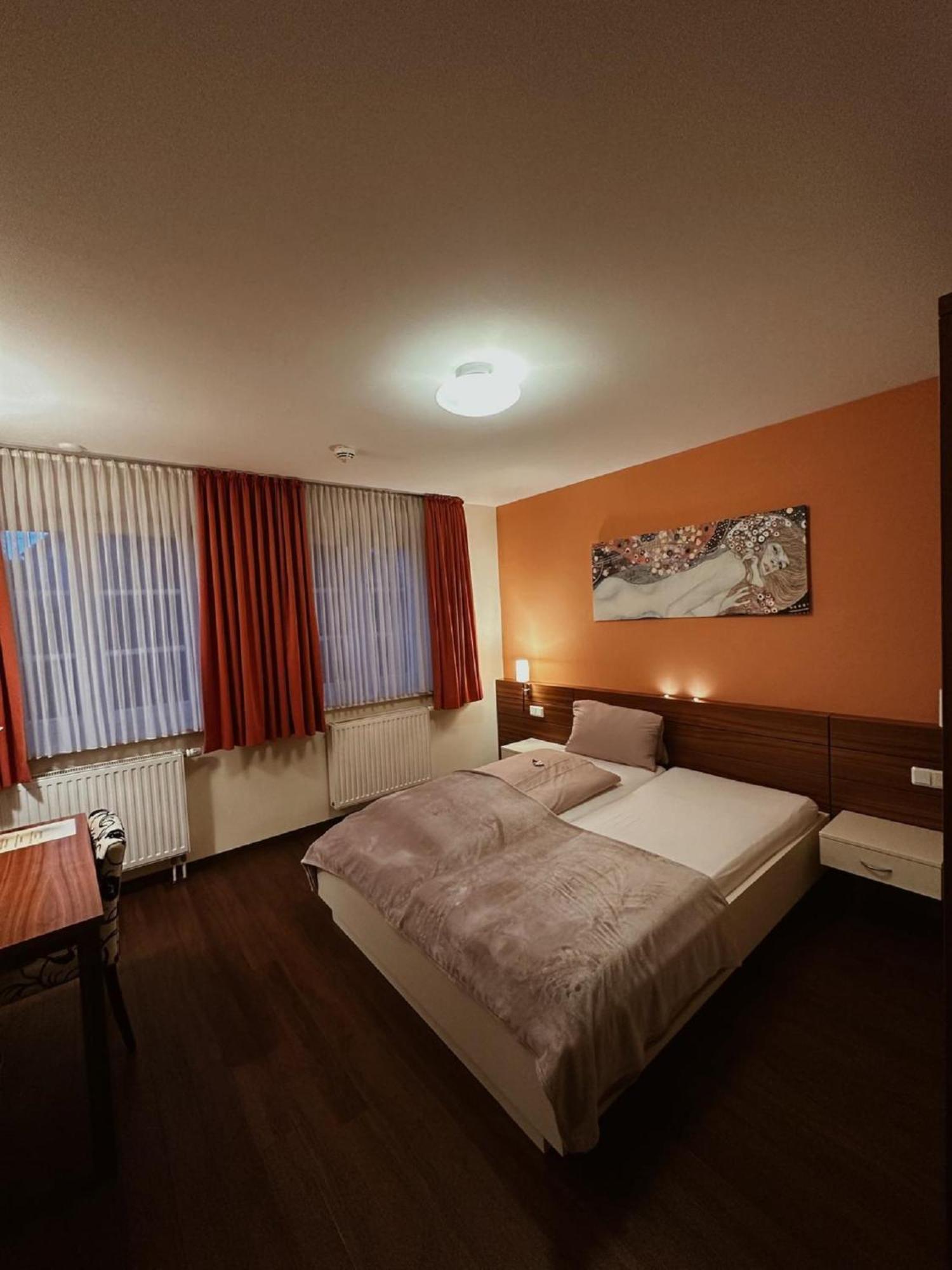 Gasthaus Lindenhof Hotel มุค ภายนอก รูปภาพ